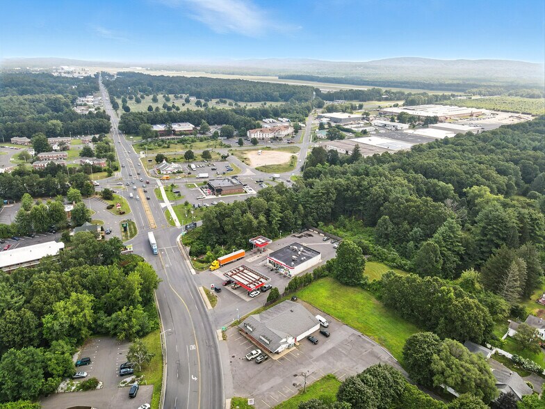 More Photos Of 417 N Elm St, Westfield Land For Lease