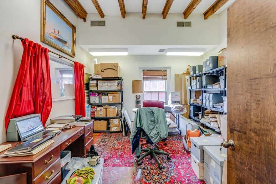 More Photos Of 115 Chestnut St, Philadelphia Office For Lease
