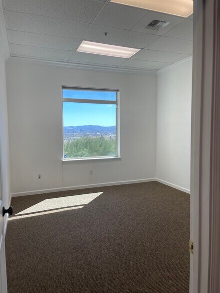 More Photos Of 1150 Selmi Dr, Reno Office For Lease