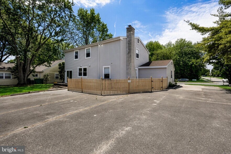 More Photos Of 6 Cherrywood Dr, Clementon Office Residential For Sale