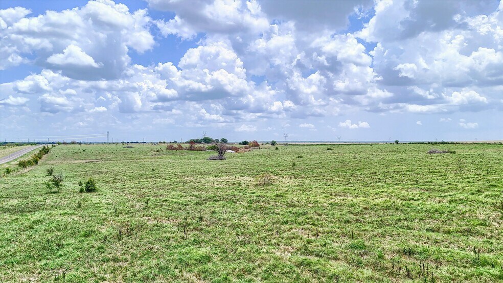More Photos Of FM 902 & Wall Street, Howe Land For Sale