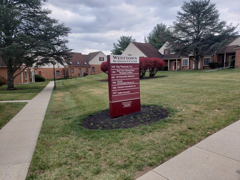 More Photos Of 1560-1570 McDaniel Dr, West Chester Office For Lease