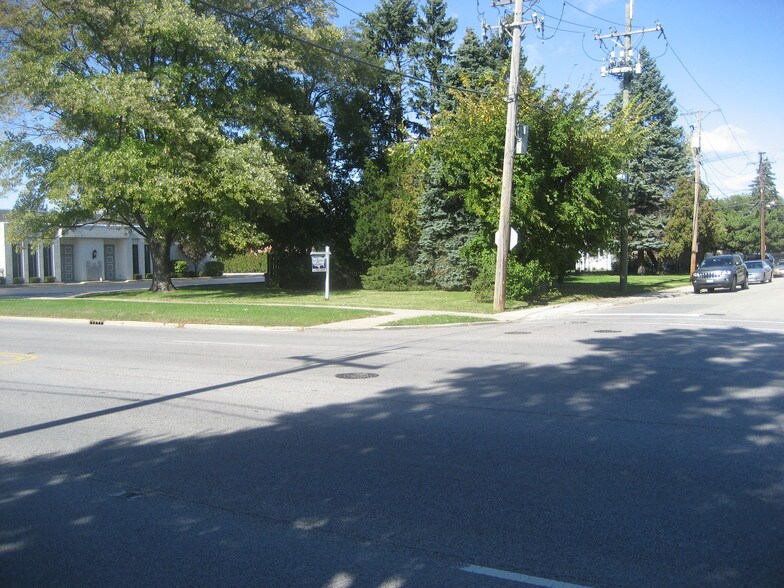 Primary Photo Of 8268 W Lawrence Ave, Norridge Land For Sale