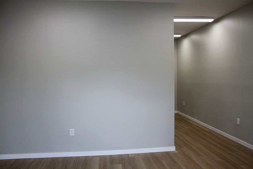 More Photos Of 3206 S Conway Rd, Orlando Office For Lease
