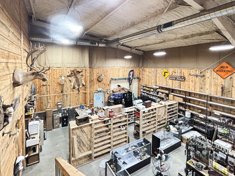 More Photos Of 350-352 E Bridge St, Hotchkiss Office For Sale