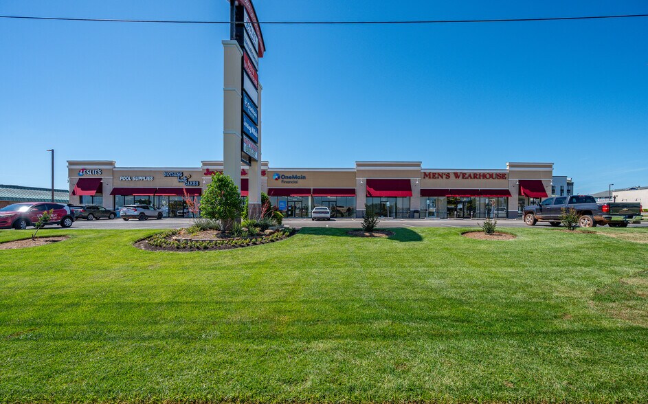 More Photos Of 2520 W Memorial Ave, Oklahoma City Storefront For Lease