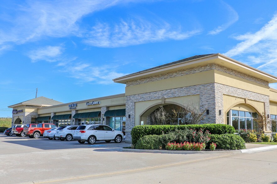 More Photos Of 3427-3445 N FM 1417, Sherman Storefront Retail Office For Lease