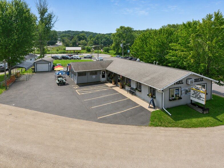 More Photos Of 309 Trail St, La Valle Restaurant For Sale