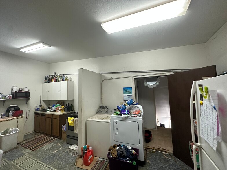 More Photos Of 87-166 Farrington Hwy, Waianae Auto Repair For Sale