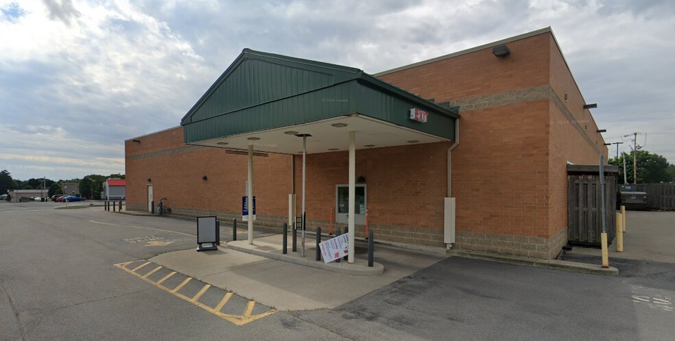 More Photos Of 709 W Union St, Newark Drugstore For Sale