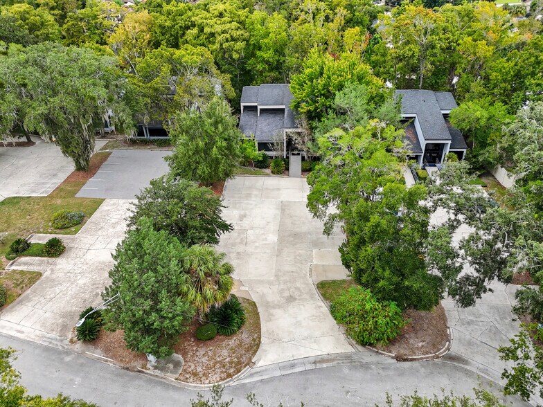 More Photos Of 8818 Goodbys Executive Dr, Jacksonville Office For Sale