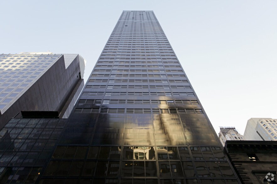 More Photos Of 455 Madison Ave, New York Hotel For Lease
