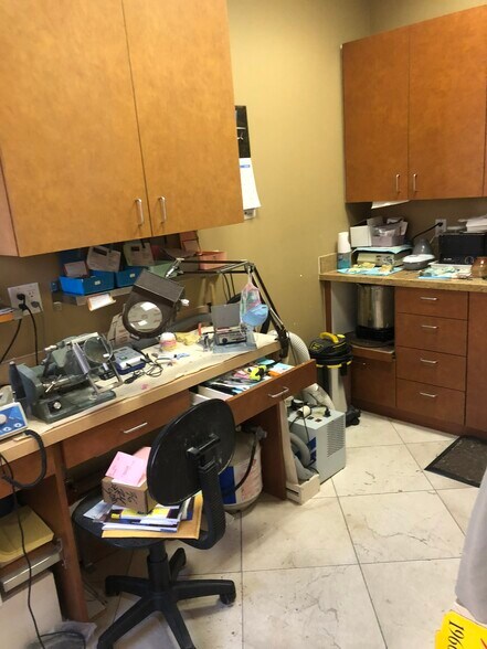 More Photos Of 19665 Valley Blvd, Walnut Medical For Sale