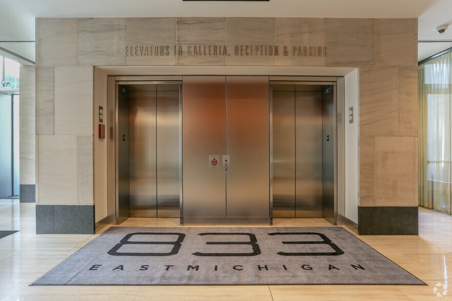 More Photos Of 833 E Michigan St, Milwaukee Office For Lease