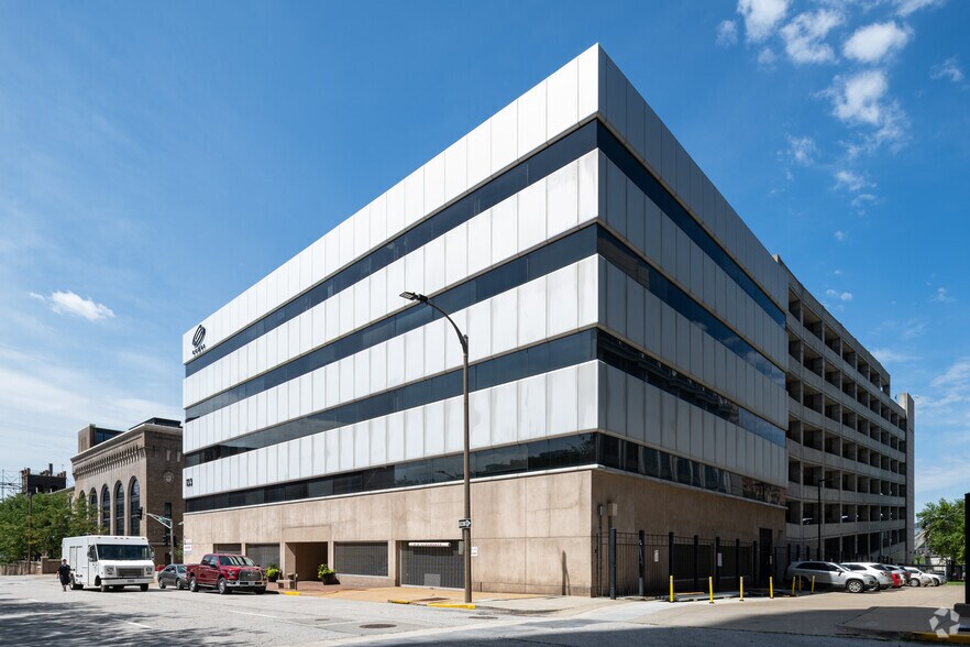 More Photos Of 133 S 11th St, Saint Louis Office For Lease