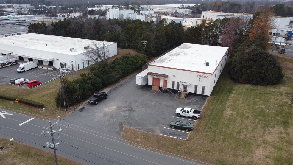 More Photos Of 10020 Rodney St, Pineville Warehouse For Lease