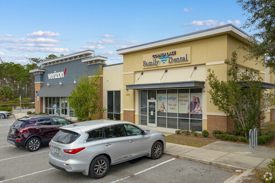 More Photos Of 16701-16727 E Colonial Dr, Orlando Storefront For Lease
