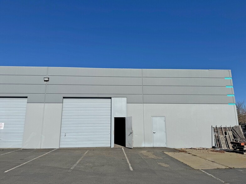 More Photos Of 5550 Skylane Blvd, Santa Rosa Office For Lease