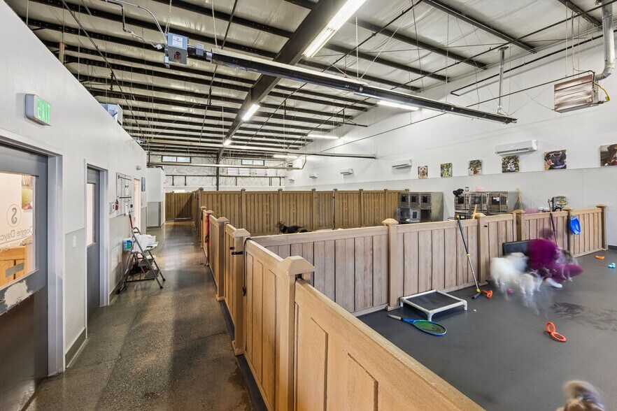 More Photos Of , Sumner General Retail For Sale