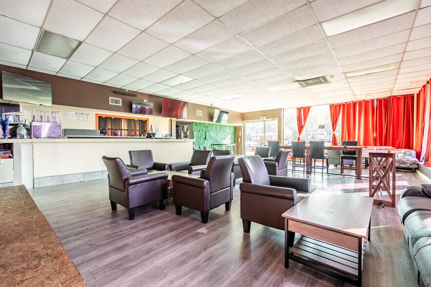 More Photos Of 601 W 4th St, North Little Rock Light Manufacturing For Sale