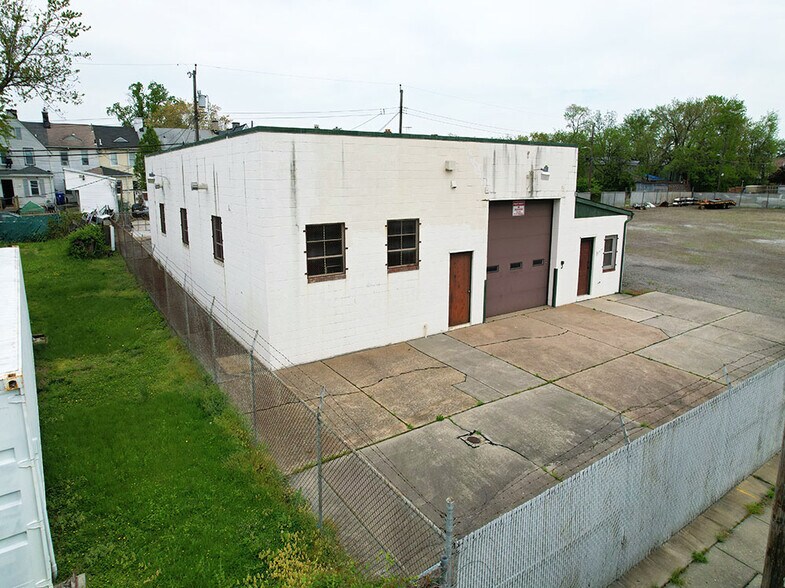 More Photos Of 6526 Baltimore Ave, Dundalk Warehouse For Sale