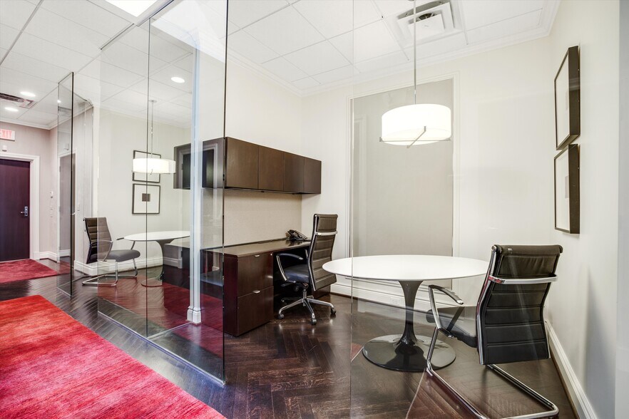 More Photos Of 112 Kercheval Ave, Grosse Pointe Office Residential For Lease