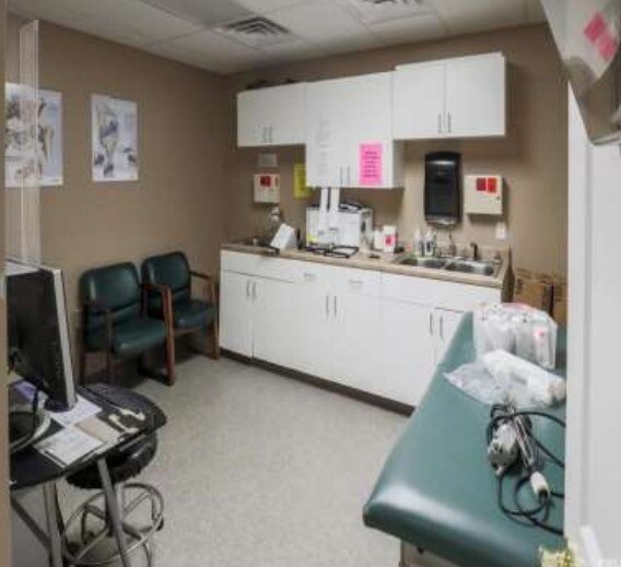 More Photos Of 721 Tilghman Dr, Dunn Medical For Lease