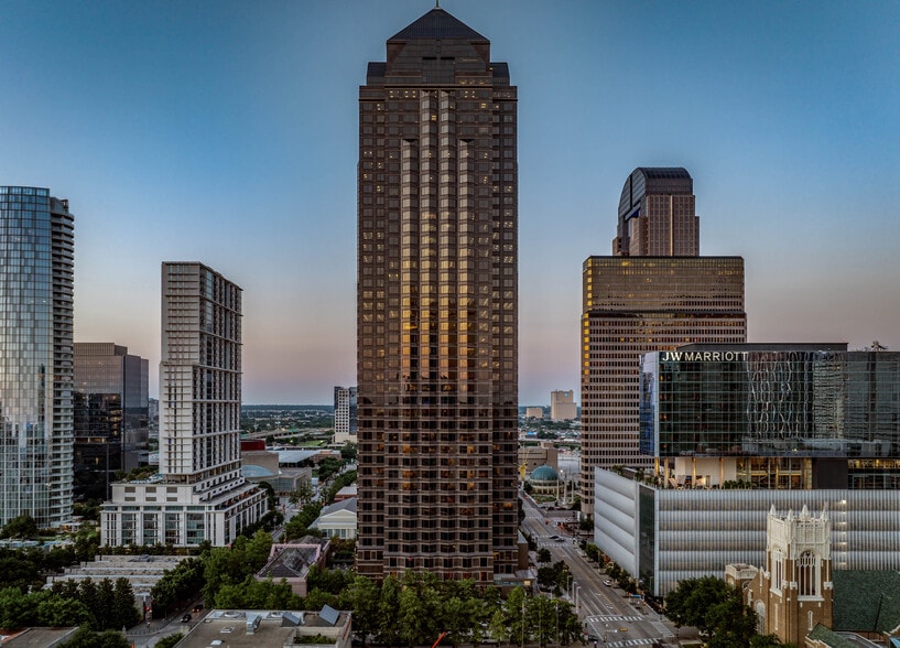 More Photos Of 2001 Ross Ave, Dallas Office For Lease