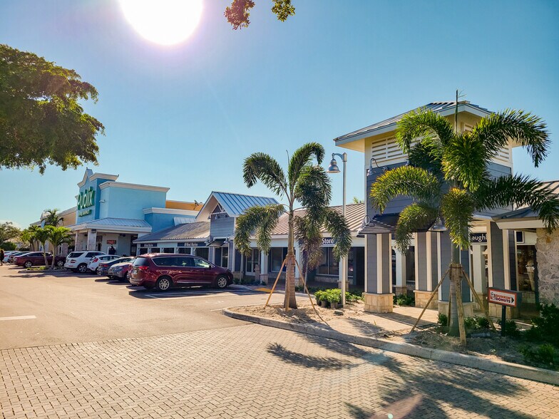 Primary Photo Of 1001-1041 N Collier Blvd, Marco Island Unknown For Lease