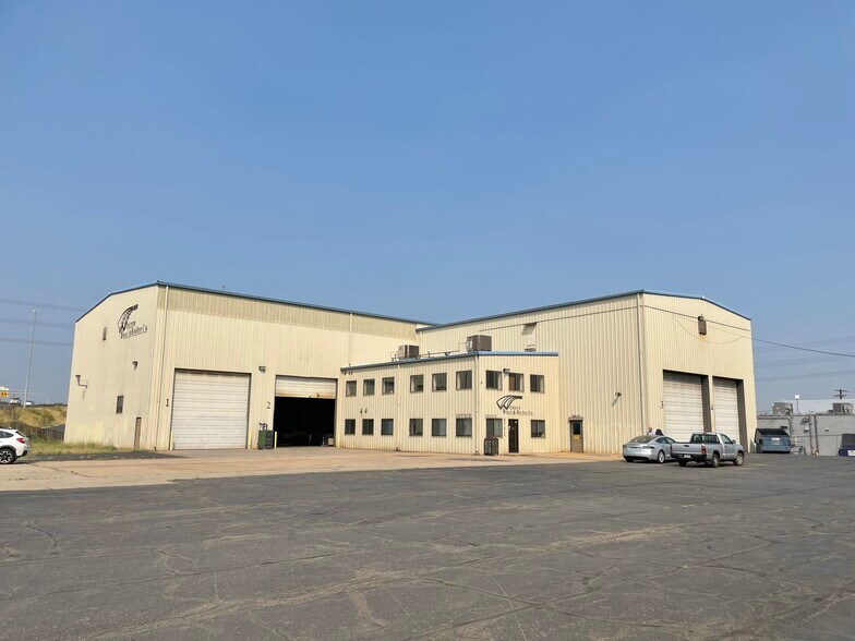 More Photos Of 4751 Fox St, Denver Manufacturing For Lease