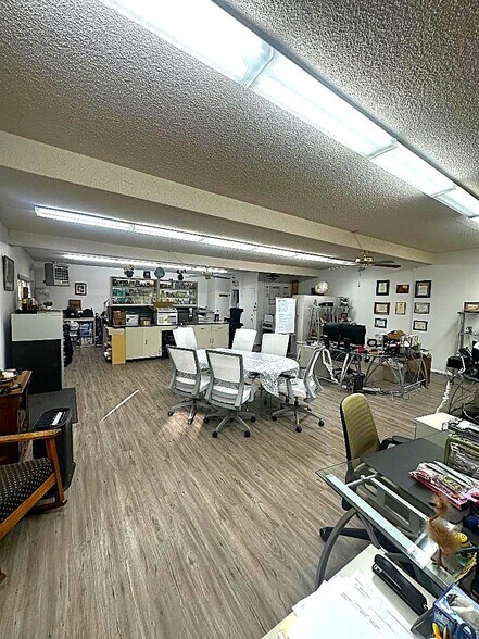 More Photos Of 947-947 Manhattan Beach Blvd, Manhattan Beach Office For Sale