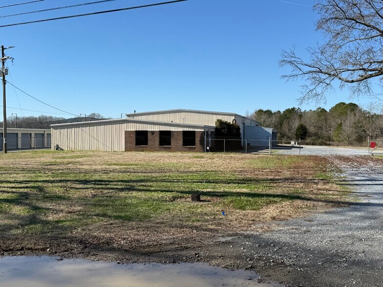More Photos Of 1865 US 41 Hwy SW, Calhoun Industrial For Lease