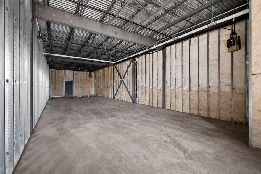 More Photos Of 227 E Cevallos, San Antonio Restaurant For Lease