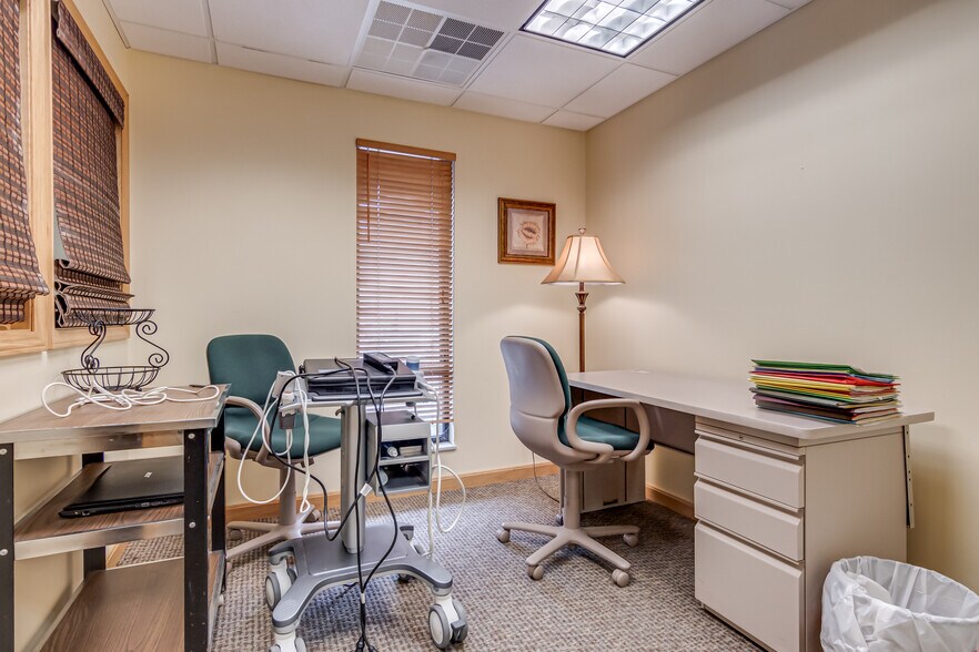 More Photos Of 3439 Babcock Blvd, Pittsburgh Office For Sale