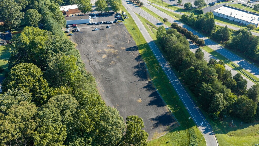 More Photos Of 3196 Peters Creek Pky, Winston-Salem Land For Sale