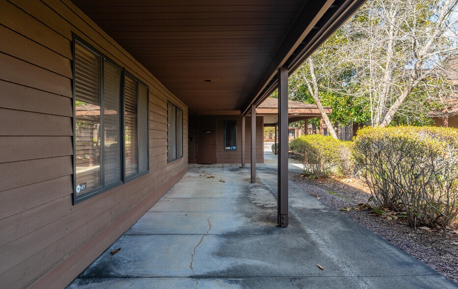 More Photos Of 1816 Front St, Durham Medical For Lease