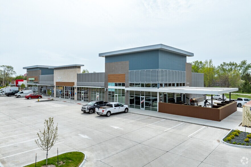 More Photos Of 750 Hickman Rd, Waukee Storefront For Lease