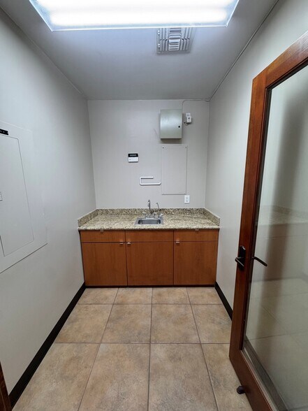 More Photos Of 7202 E Carefree Dr, Carefree Office For Lease