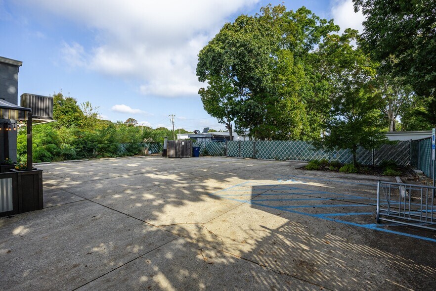 More Photos Of 705 W New York Ave, Somers Point Industrial For Sale