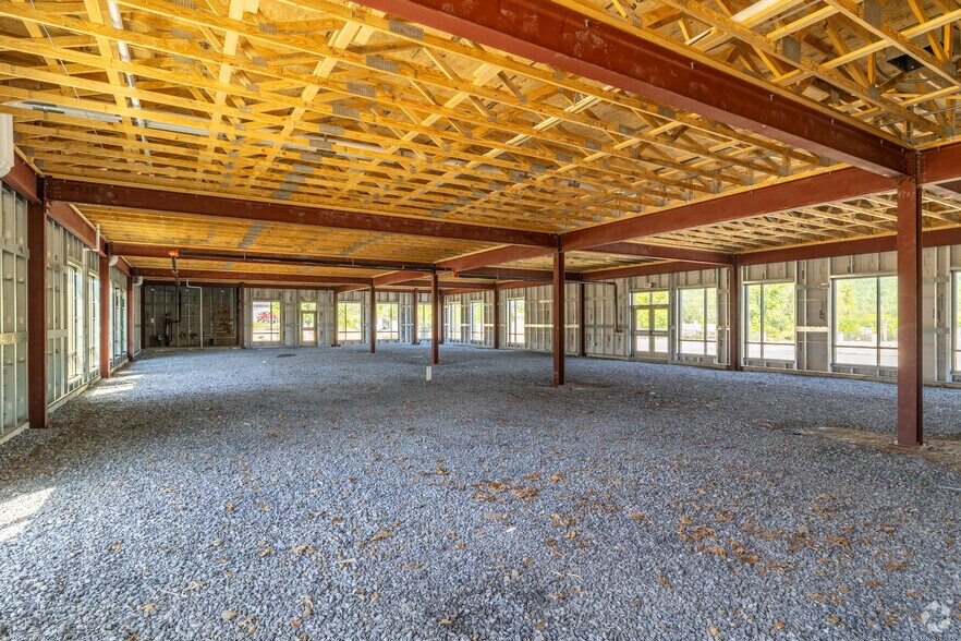 More Photos Of 2600 Union Green, Harrisburg Office For Lease