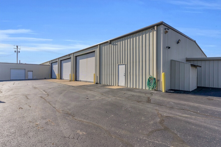 More Photos Of 6853 Lascassas Pike, Lascassas Industrial For Sale