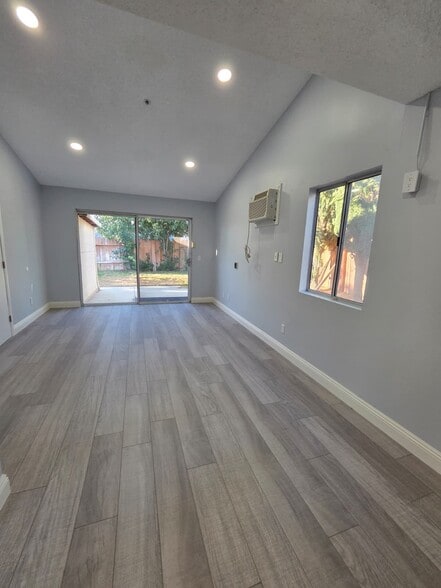 More Photos Of 3833 E Avenue R12, Palmdale Healthcare For Sale