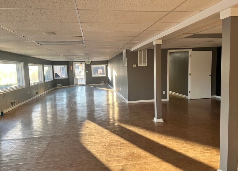 More Photos Of 2106 Pulaski Hwy, Edgewood Auto Dealership For Lease