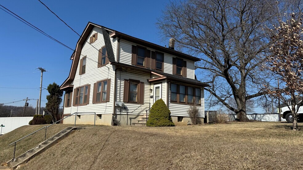 More Photos Of 522 Memorial Pky, Phillipsburg Office Residential For Sale