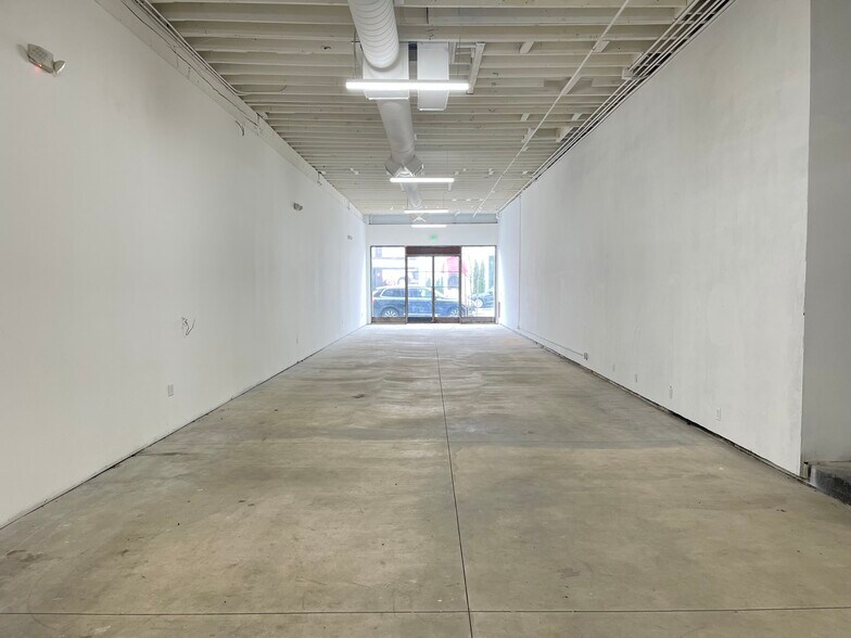 More Photos Of 8462 Melrose Ave, Los Angeles Storefront For Lease