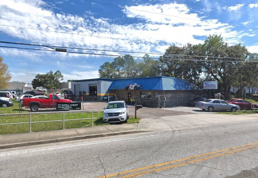 Primary Photo Of 175 Forest Lake Blvd N, Oldsmar Auto Repair For Sale