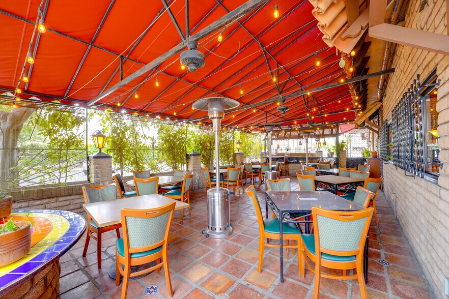 More Photos Of 340 W Grand Ave, Escondido Restaurant For Sale