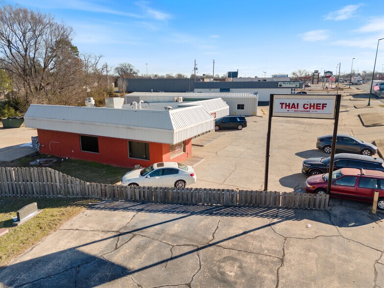 More Photos Of 403 Highway 412 W, Siloam Springs Restaurant For Sale