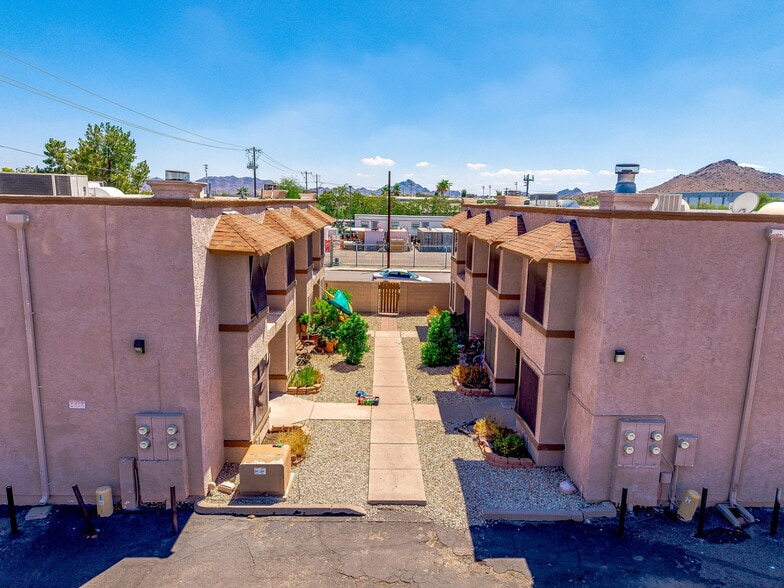 More Photos Of 3044-3048 E Beck Rd, Phoenix Apartments For Sale