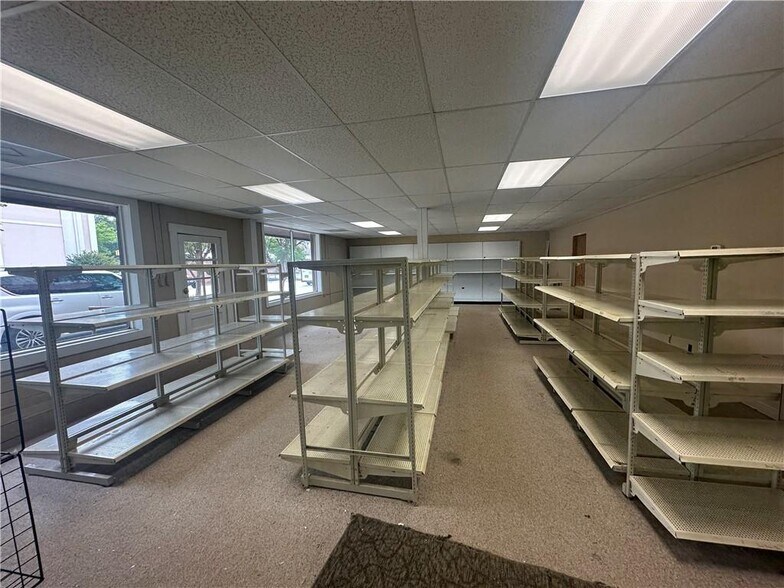 More Photos Of 113 E Windsor St, Westminster Storefront Retail Office For Sale